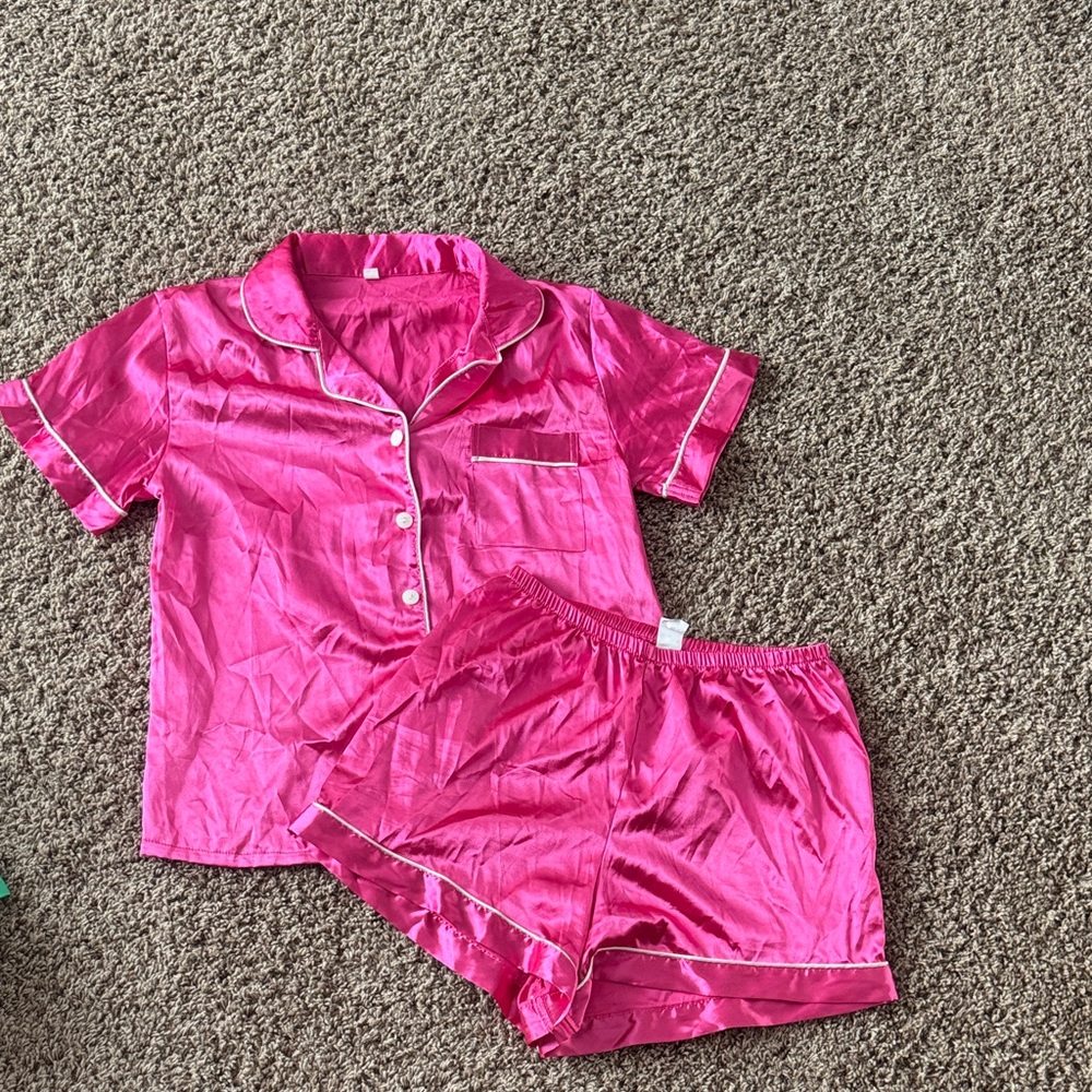 SHEIN Pajama Set